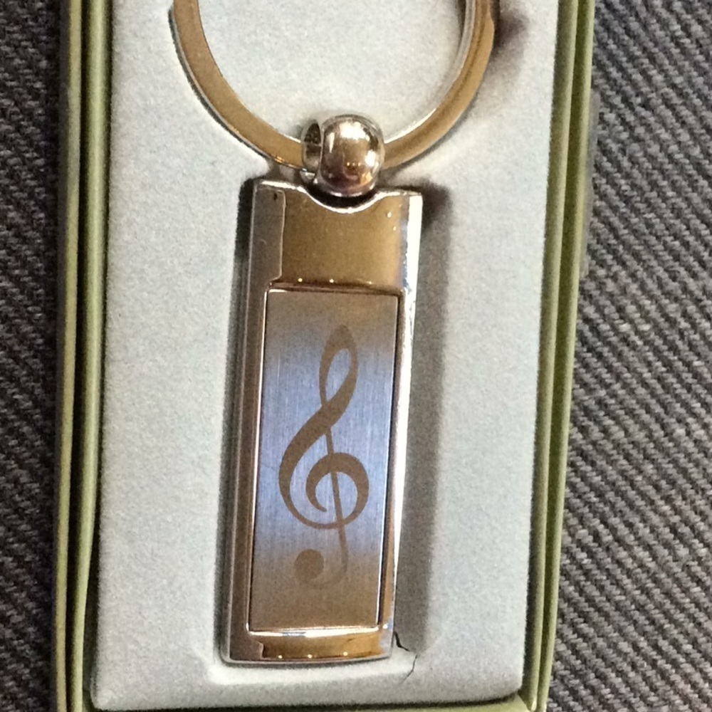 Treble Clef Silver Bar Keychain